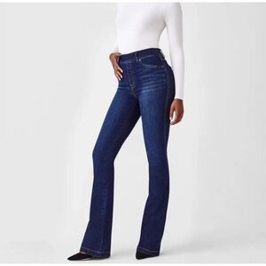 SPANX Dark Blue Flare Jeans Pull On Sculpt Shapewear Size L Denim Slim Straight